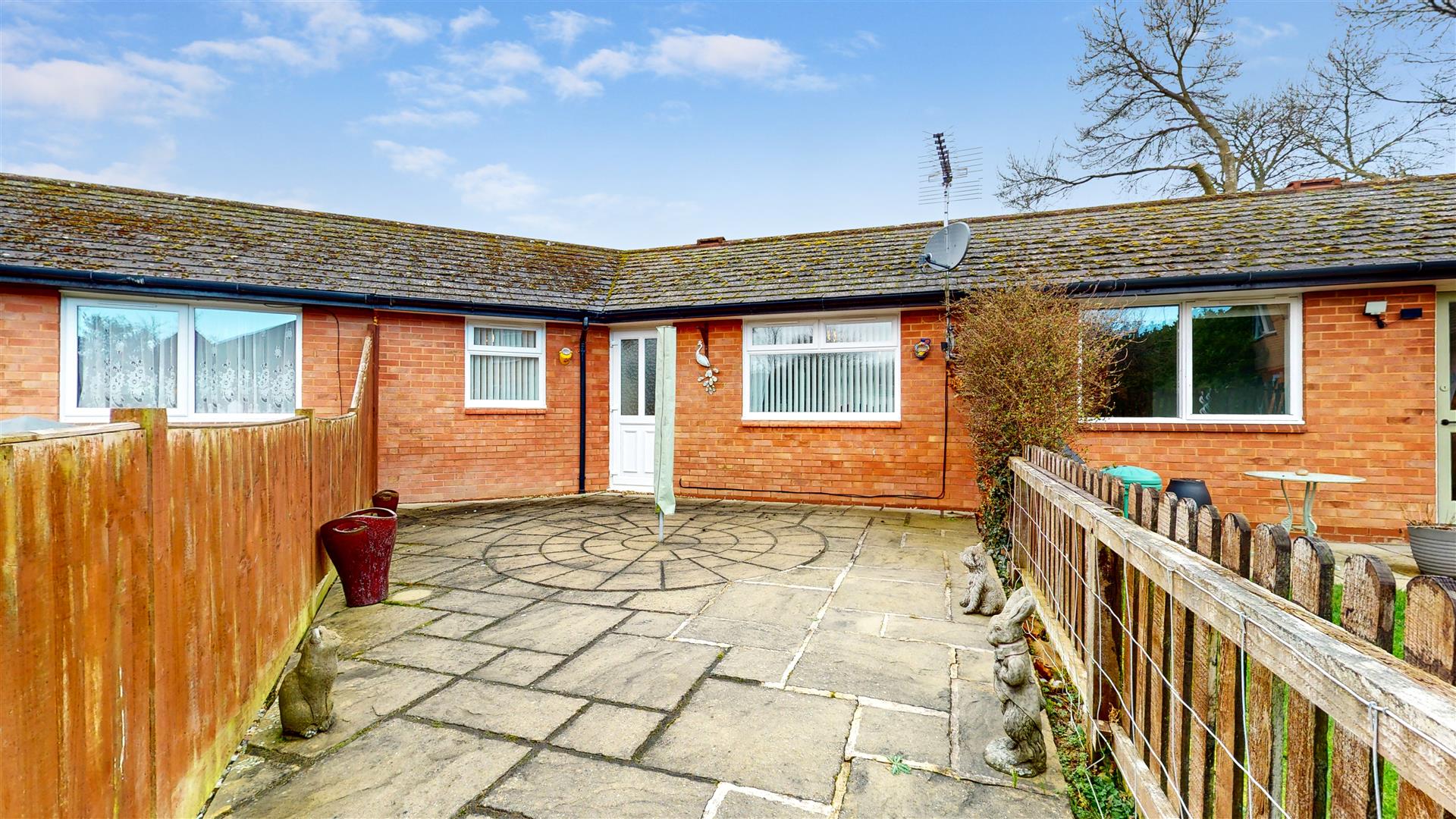 Redding Grove, Crownhill, Milton Keynes